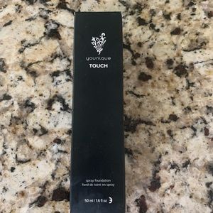 Younique spray foundation